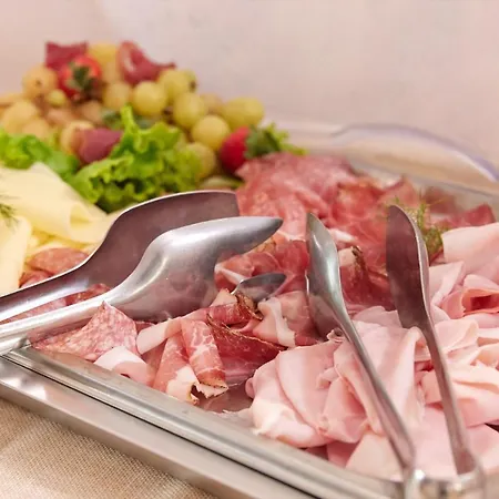 호텔 맥시밀리안 말세진느
